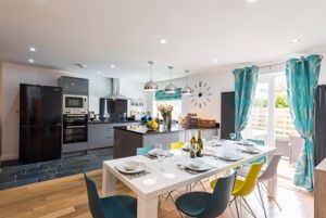 Kitchen/Diner- click for photo gallery